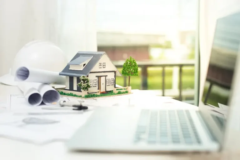 Real Estate & Housing Societies